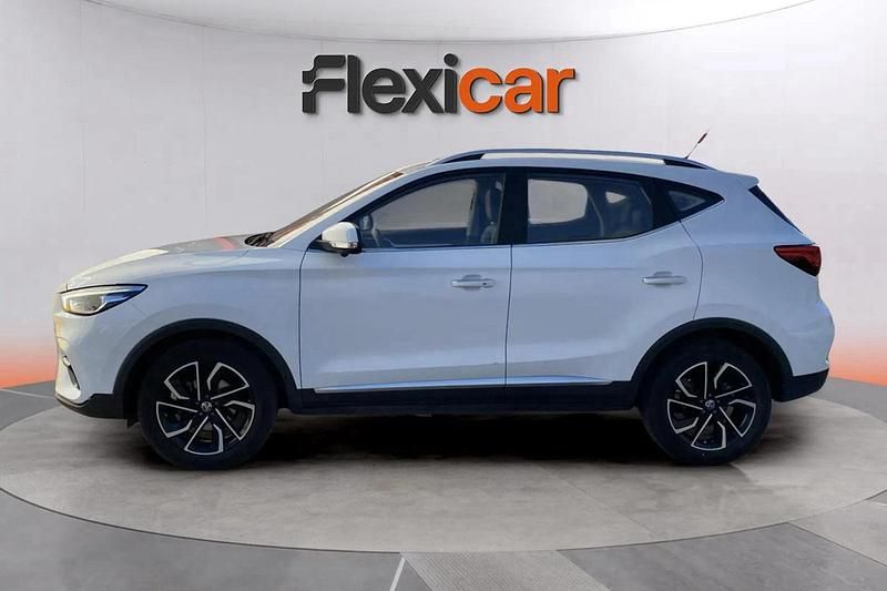 Usado MG ZS Luxury 111 CV (81 kW) 2023 Blanco SUV