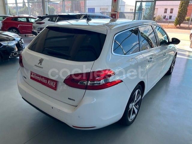 Usado Peugeot 308 SW Access 130 CV (95 kW) 2016 Blanco Familiar