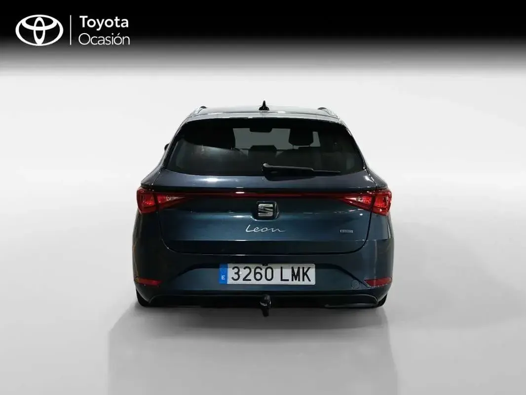 Usado Seat Leon XCELLENCE 150 CV (110 kW) 2021 Gris Familiar