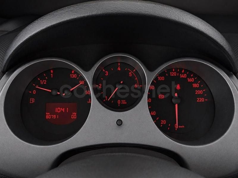 Usado Seat Altea Stylance 105 CV (77 kW) 2008 Gris / plata Monovolumen