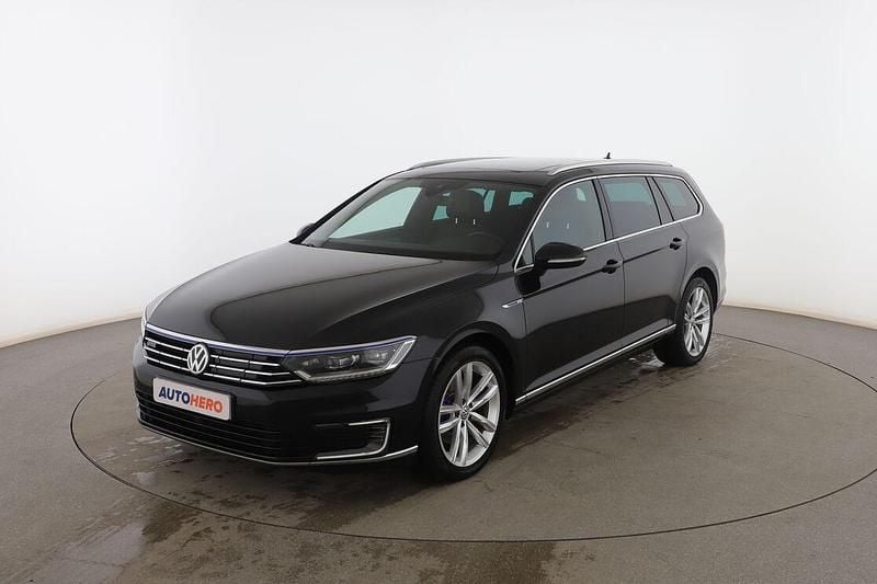 Negro Usado 2018 VW Passat GTE Familiar | 19.099 € - Imagen 1/3