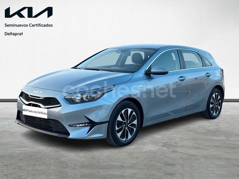 Gris / plata Usado 2024 Kia Ceed Berlina | 18.950 € (Buen precio) - Imagen 1/4