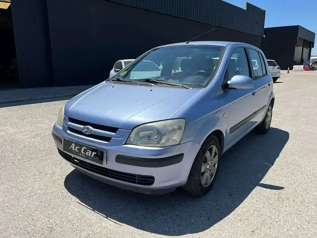 Usado Hyundai Getz GLS 82 CV (60 kW) 2003 Azul Utilitario