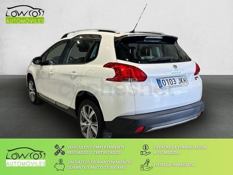 Usado Peugeot 2008 Allure 110 CV (80 kW) 2015 Blanco SUV