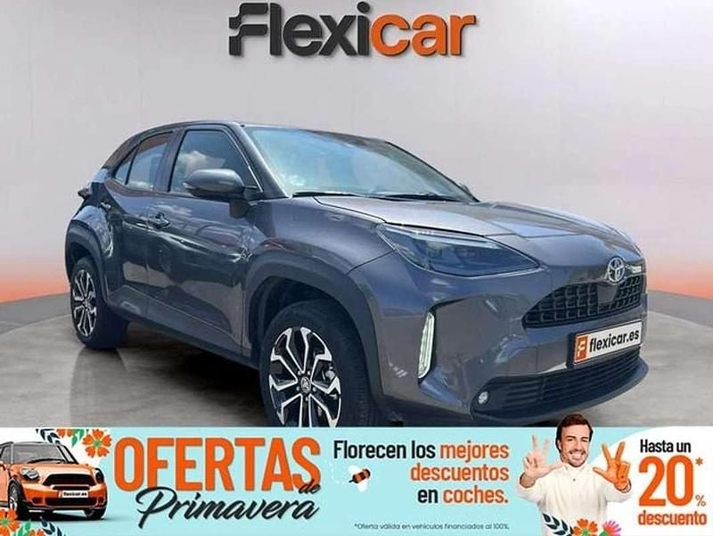 Usado Toyota Yaris Cross Active 116 CV (85 kW) 2024 Gris SUV