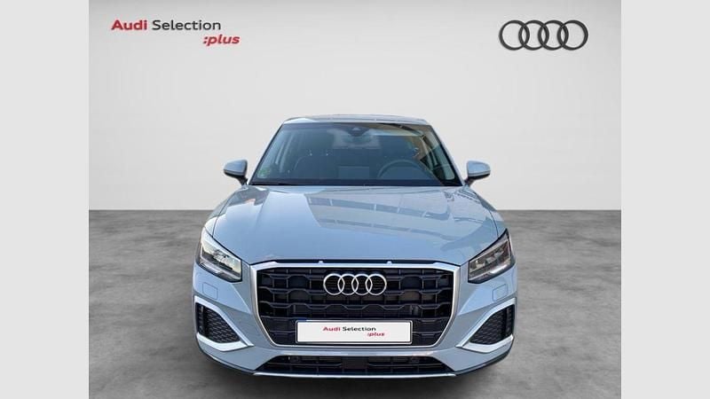 Usado Audi Q2 Advanced Plus 116 CV (85 kW) 2023 Gris flecha efecto perla SUV