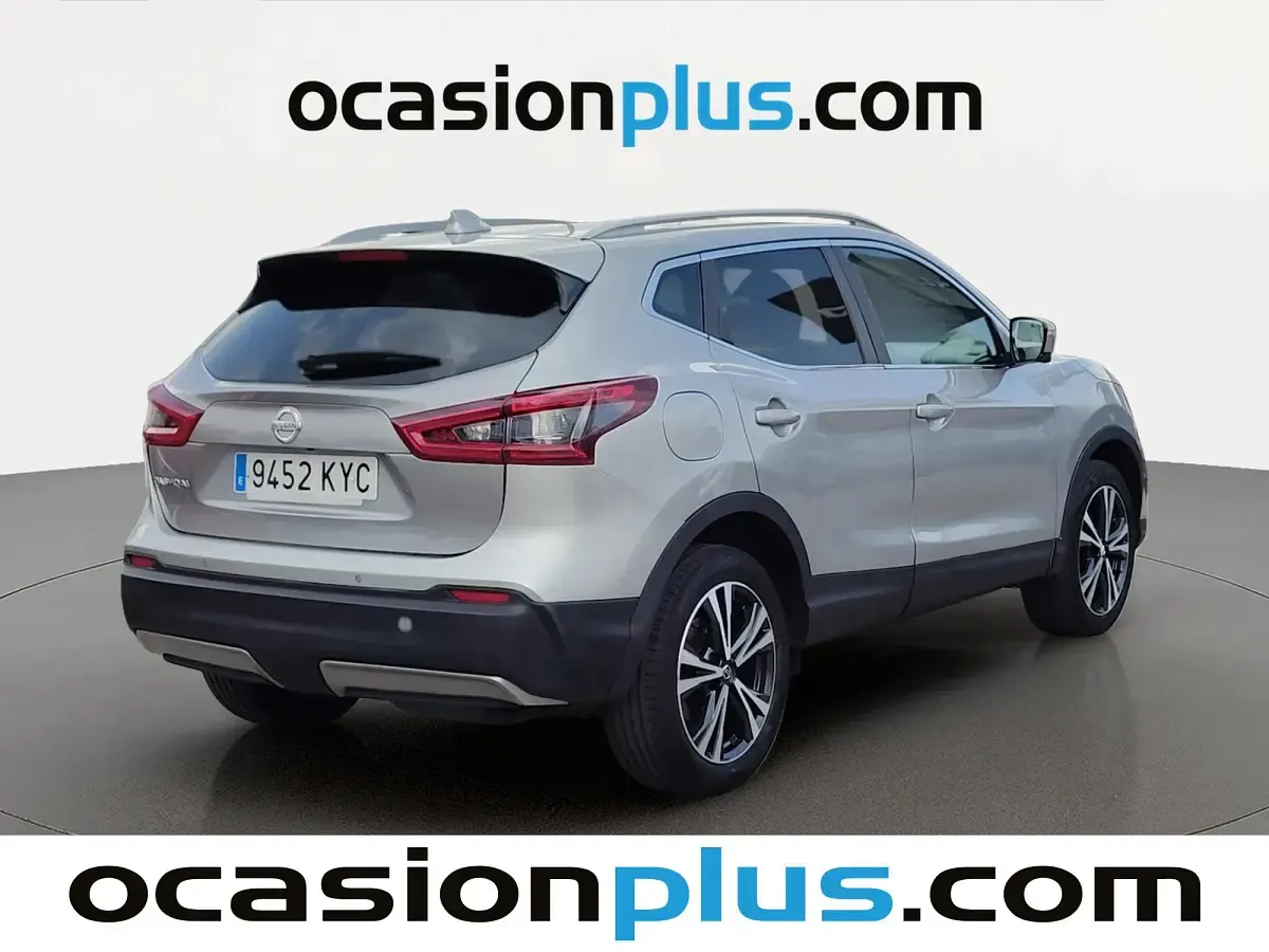 Usado Nissan Qashqai N-Connecta 115 CV (84 kW) 2019 Gris plata SUV