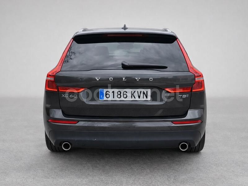 Usado Volvo XC60 Momentum 390 CV (286 kW) 2019 Gris / plata SUV