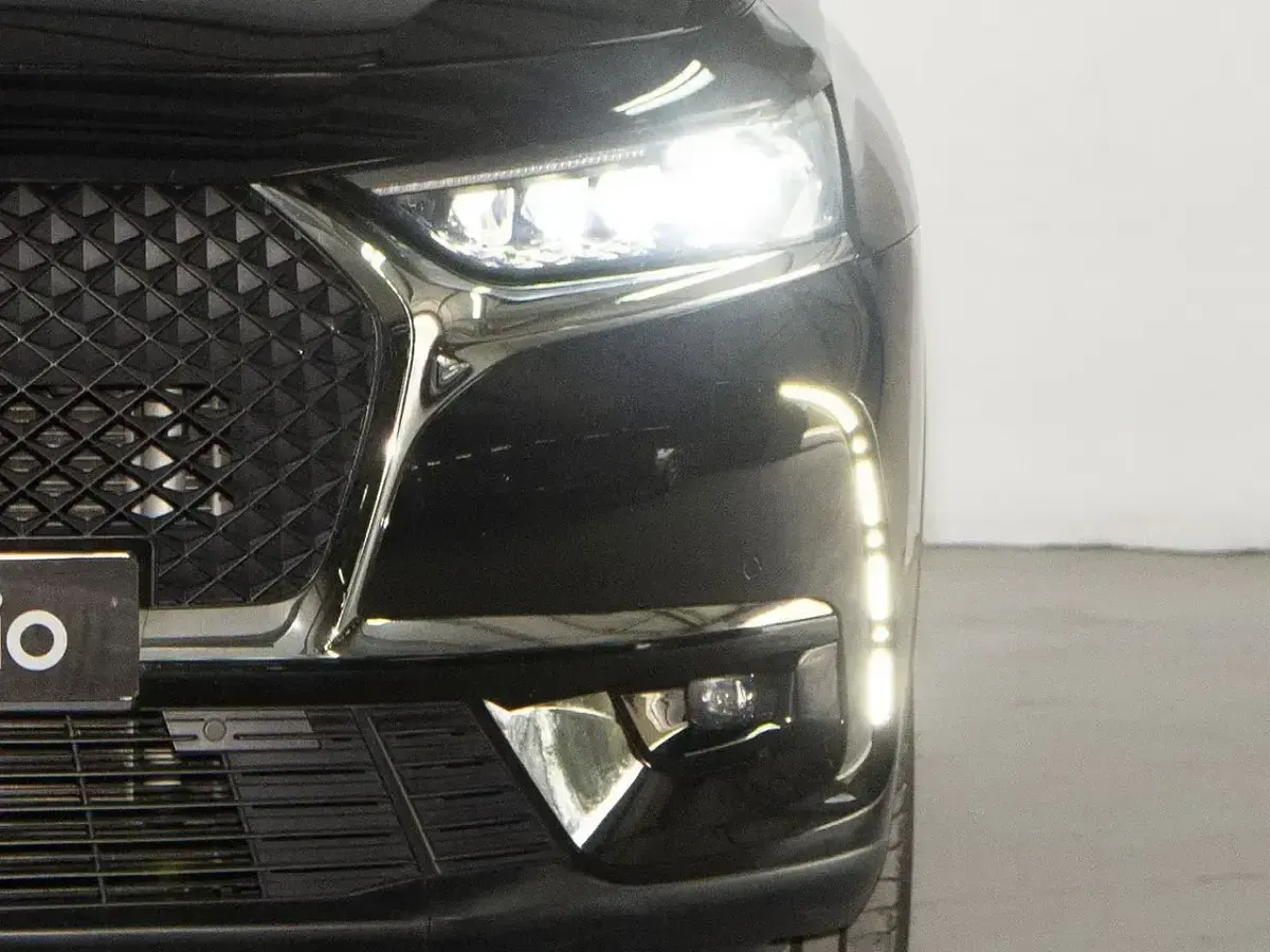 Usado DS Automobiles DS7 Crossback 180 CV (132 kW) 2018 Negro SUV