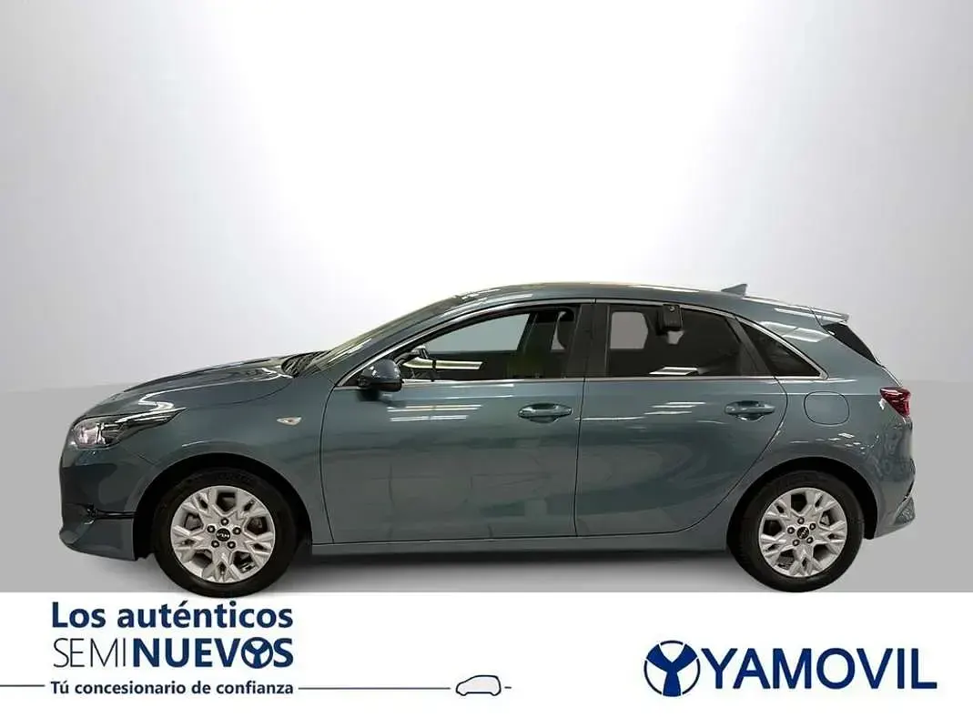 Usado Kia Ceed 120 CV (88 kW) 2022 Gris Utilitario