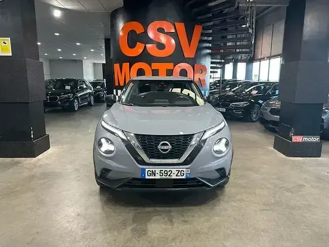 Usado Nissan Juke Tekna 116 CV (85 kW) 2023 Gris SUV
