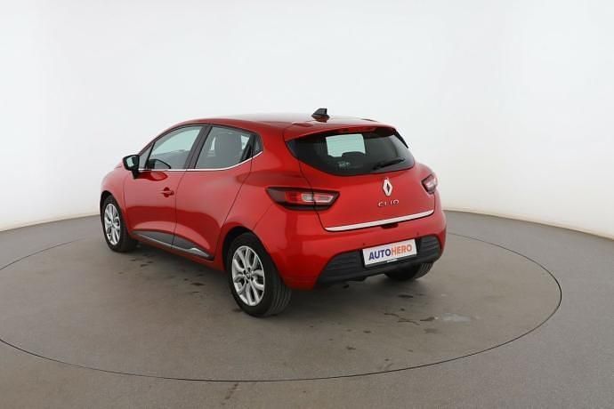Usado Renault Clio IV Zen 118 CV (86 kW) 2018 Rojo Berlina