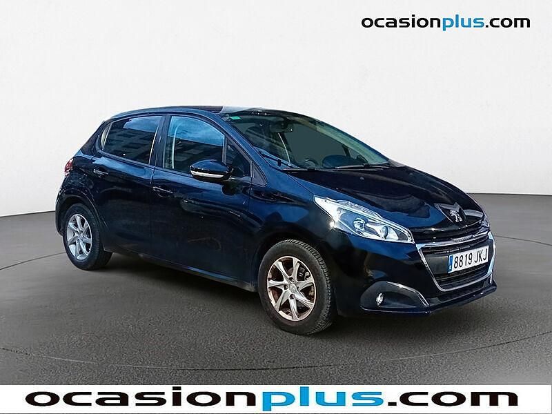 Usado Peugeot 208 Active 83 CV (61 kW) 2015 Negro Utilitario