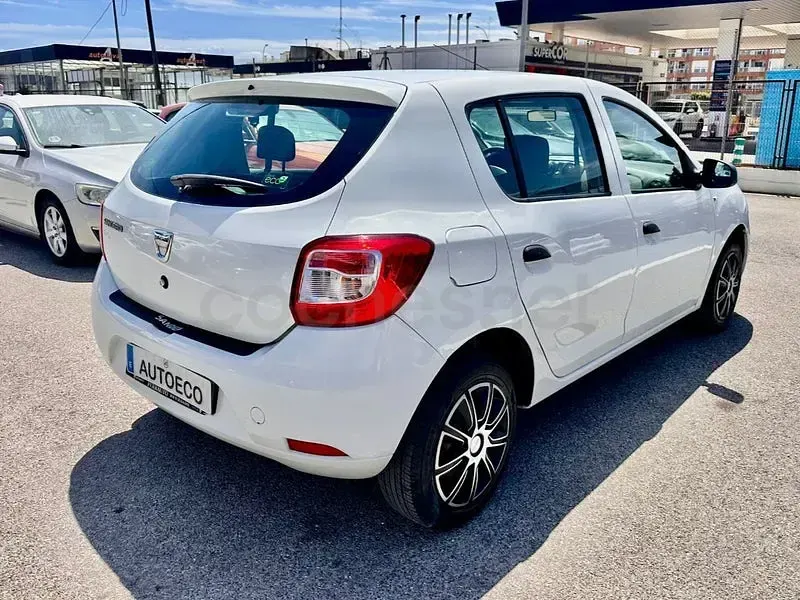 Brugt Dacia Sandero Ambiance 75 HK (55 kW) 2013 Hvid Sedan