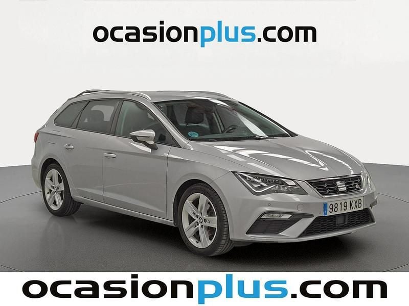 Käytetty Seat Leon FR 150 HP (110 kW) 2019 Harmaa Tila-auto