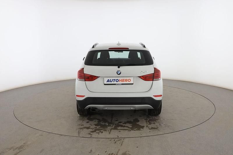Usado BMW X1 143 CV (105 kW) 2015 Blanco SUV