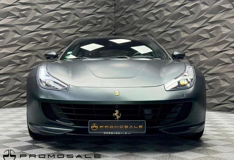Usado Ferrari GTC4Lusso 610 CV (448 kW) 2021 Verde Familiar
