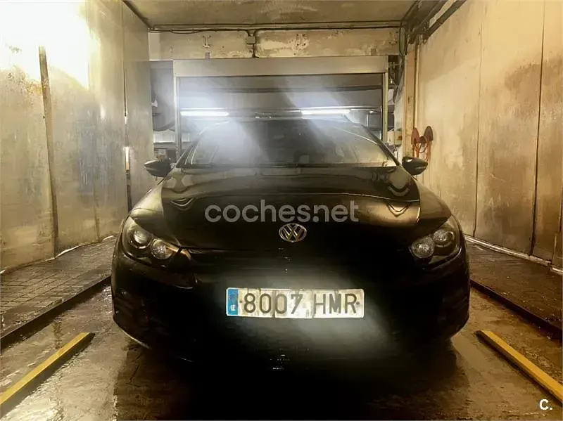 Usado VW Scirocco 140 CV (102 kW) 2012 Negro Coupe