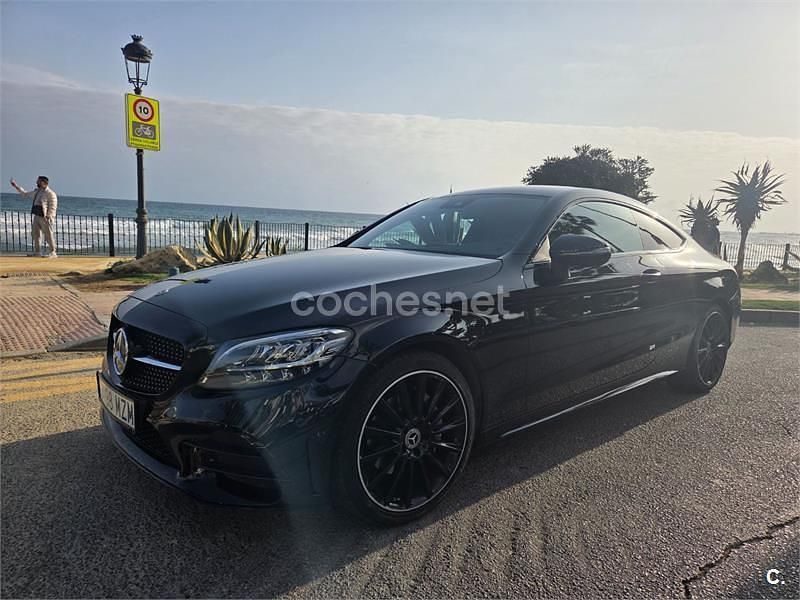 Usado Mercedes C200 184 CV (135 kW) 2022 Negro Coupe