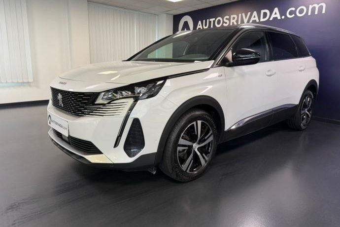 Usado 2022 Peugeot 5008 GT Monovolumen | 26.900 € (Un poco caro) - Imagen 1/4