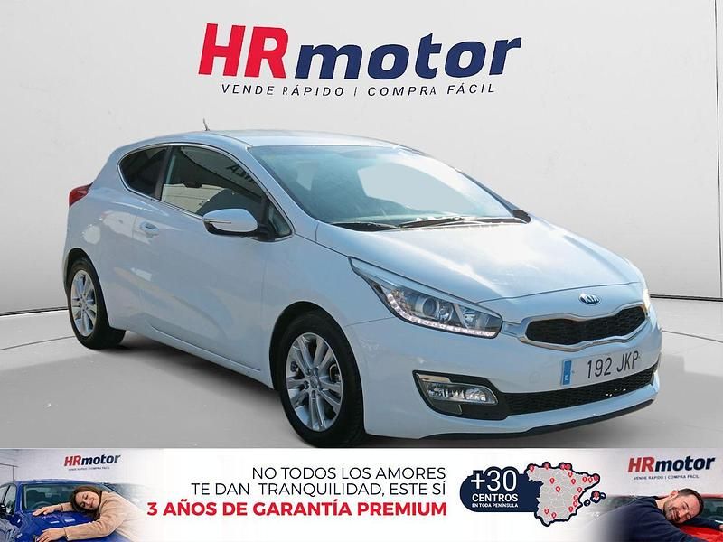 Usado Kia Ceed GT 110 CV (80 kW) 2015 Blanco Utilitario