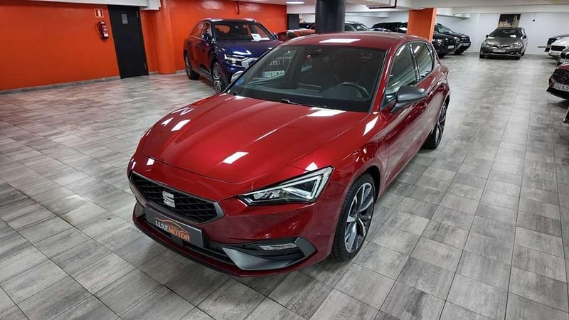 Usado Seat Leon ST FR 204 CV (150 kW) 2021 Burdeos Familiar