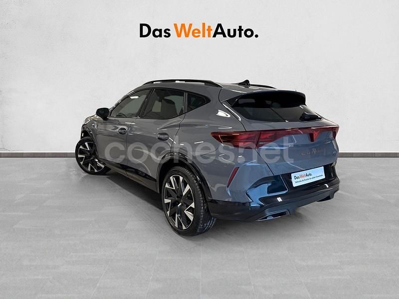 Usado Cupra Formentor 204 CV (150 kW) 2024 Gris / plata SUV
