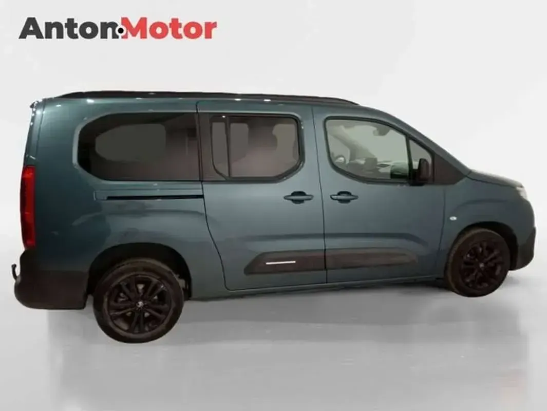 Usado Citroën Berlingo 131 CV (96 kW) 2024 Azul Monovolumen