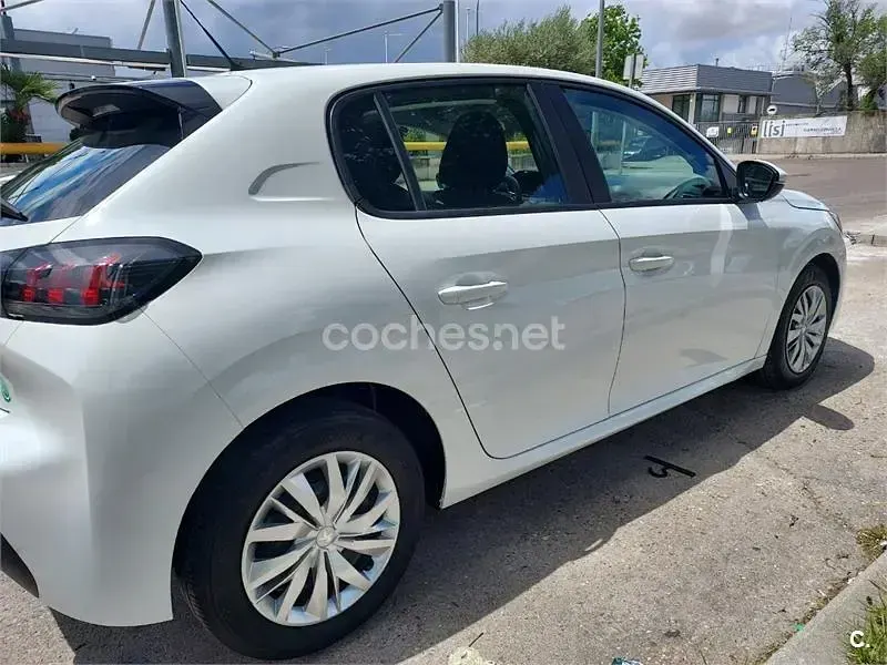 Brugt Peugeot 208 Active 100 HK (73 kW) 2021 Hvid Hatchback