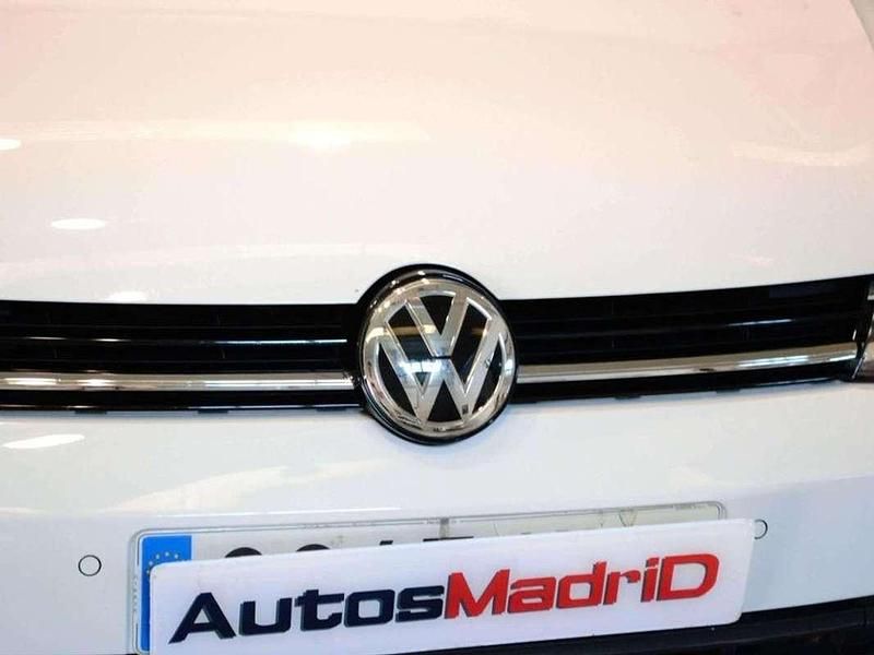 Usado VW Golf VIII 110 CV (80 kW) 2020 Blanco Utilitario