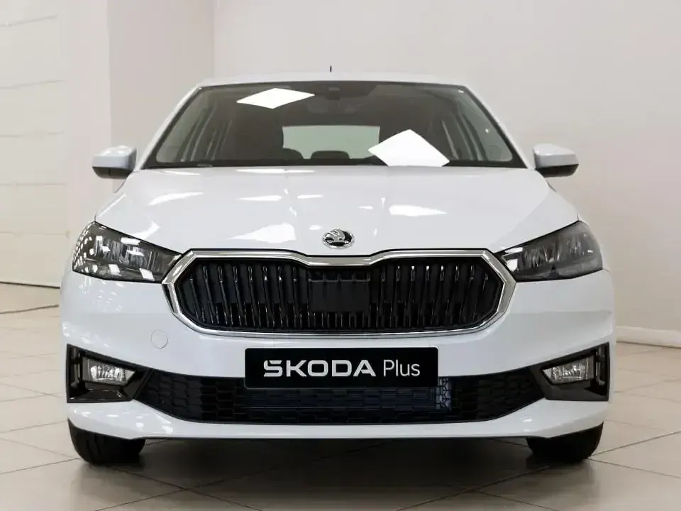 Usado Skoda Fabia Ambition 80 CV (58 kW) 2023 Blanco Utilitario