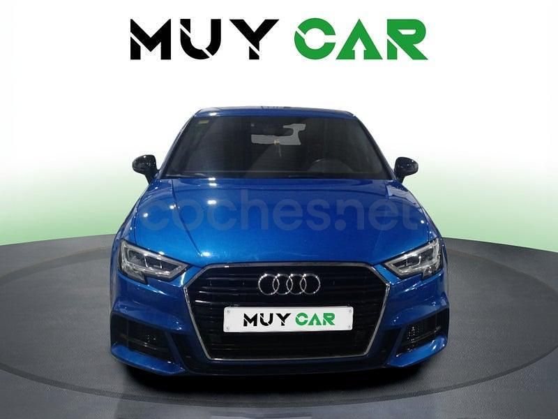 Usado Audi A3 S-Line 150 CV (110 kW) 2018 Azul Berlina