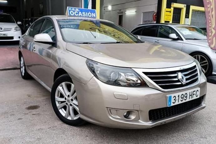 Usado Renault Latitude Expression 150 CV (110 kW) 2012 Marrón Berlina