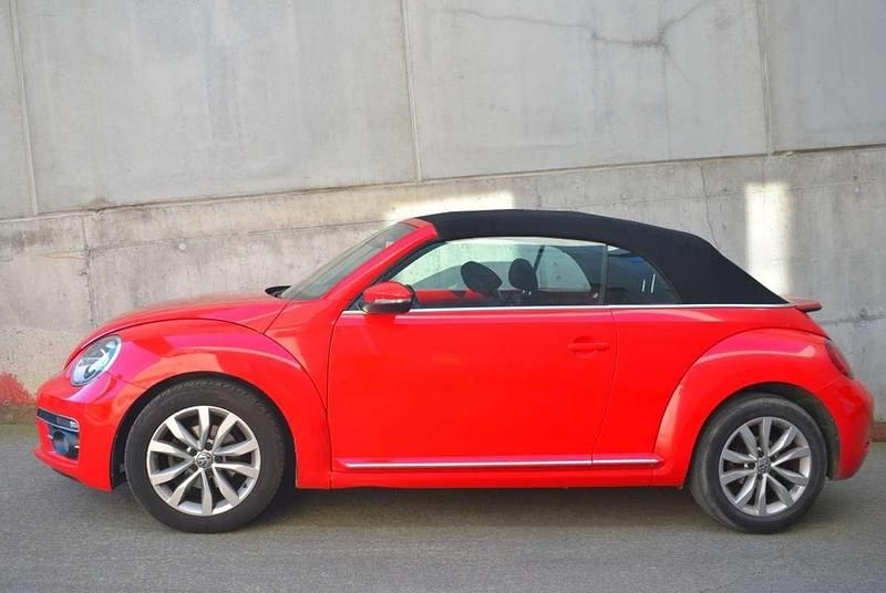 Usado VW Beetle 110 CV (80 kW) 2017 Rojo Utilitario