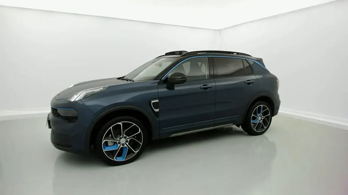 Usado Lynk & Co 01 261 CV (191 kW) 2022 Azul SUV