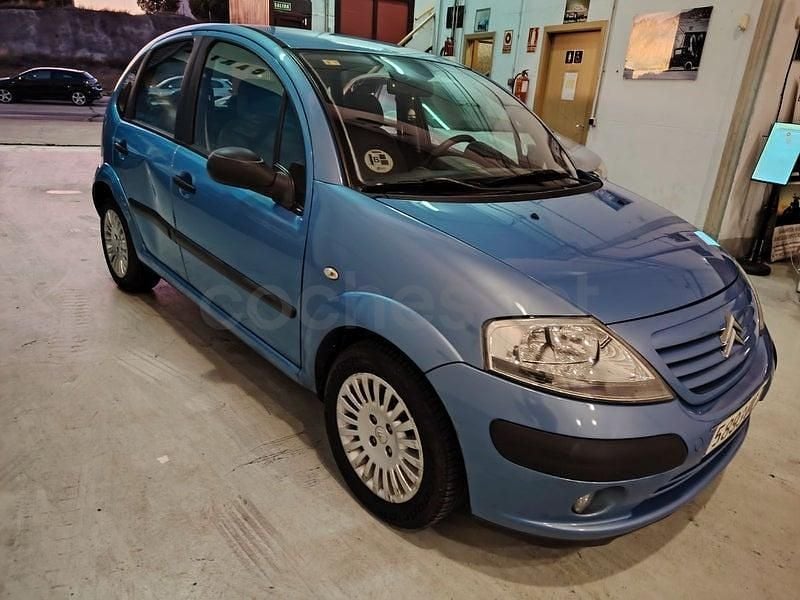 Usado Citroën C3 75 CV (55 kW) 2005 Azul Berlina
