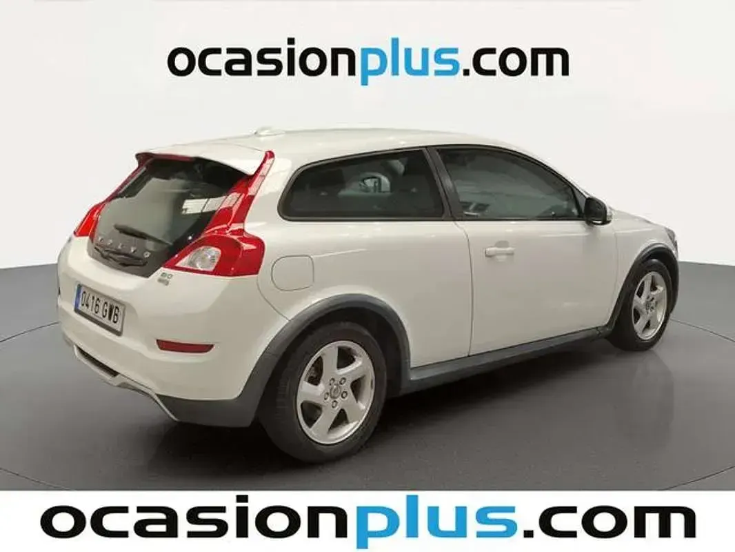 Usado Volvo C30 Momentum 110 CV (80 kW) 2010 Blanco Utilitario
