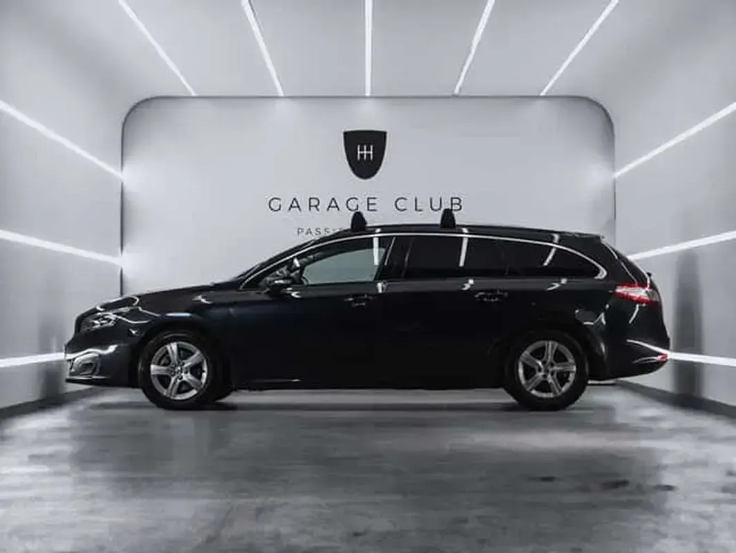 Usado Peugeot 508 SW Active 150 CV (110 kW) 2016 Gris Familiar