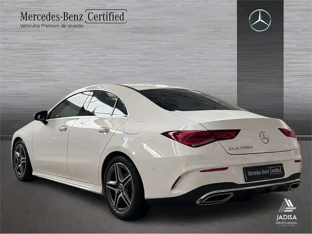 Usado Mercedes CLA200 150 CV (110 kW) 2025 Blanco Berlina