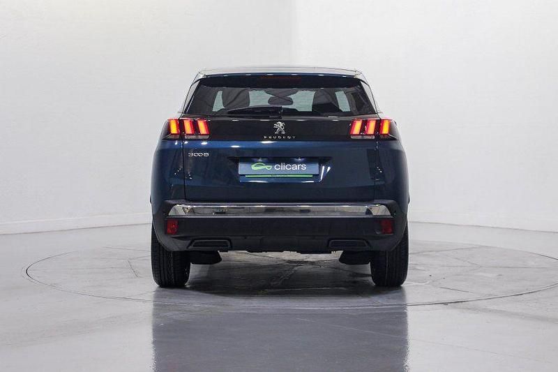 Usado Peugeot 3008 Allure 130 CV (95 kW) 2023 Azul SUV