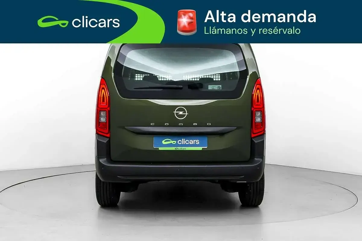 Usado Opel Combo Edition 102 CV (75 kW) 2025 Verde Monovolumen