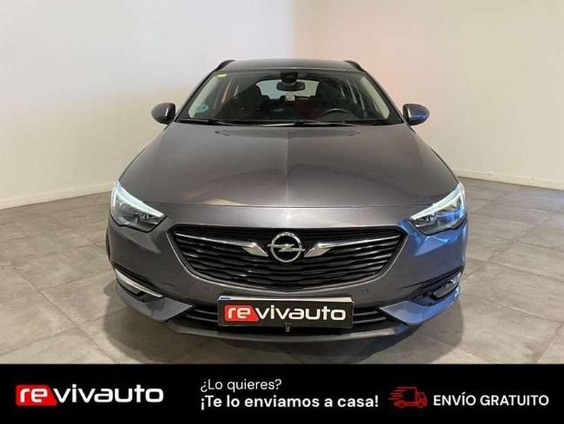 Usado Opel Insignia Selective 110 CV (80 kW) 2020 Gris Familiar