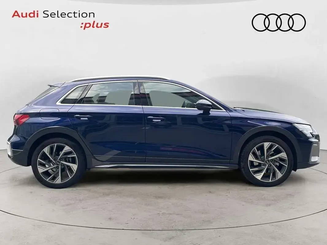 Usado Audi A3 205 CV (150 kW) 2025 Azul SUV