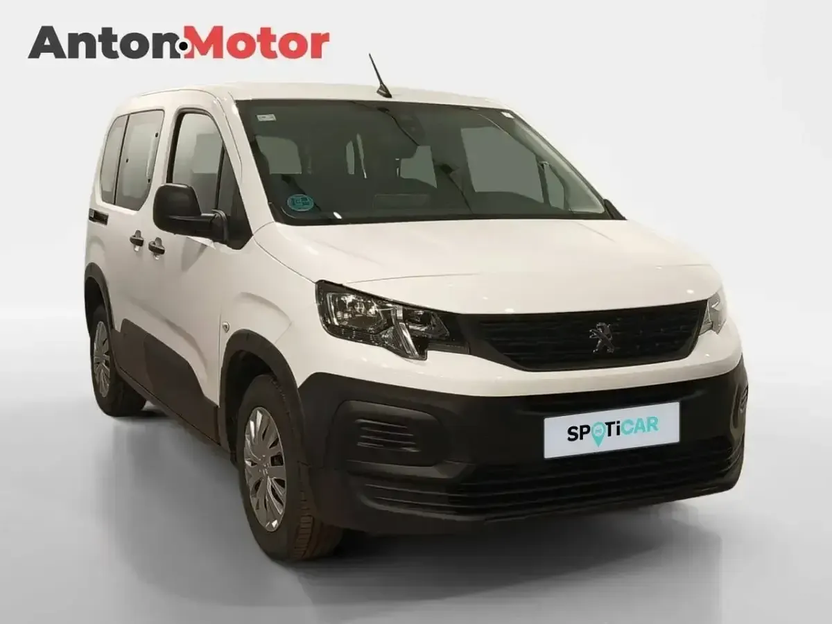 Usado Peugeot Rifter Business-Line 100 CV (73 kW) 2022 Blanco Monovolumen