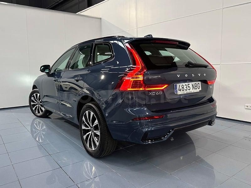 Usado Volvo XC60 Plus 250 CV (183 kW) 2025 Azul SUV