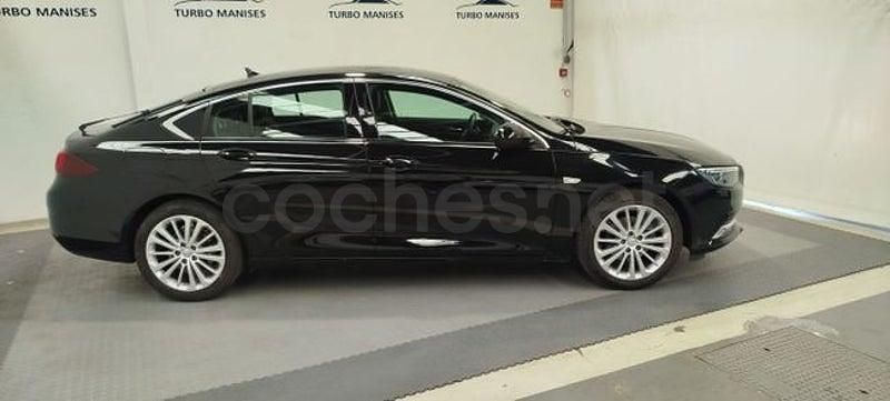 Usado Opel Insignia Innovation 165 CV (121 kW) 2021 Negro Berlina