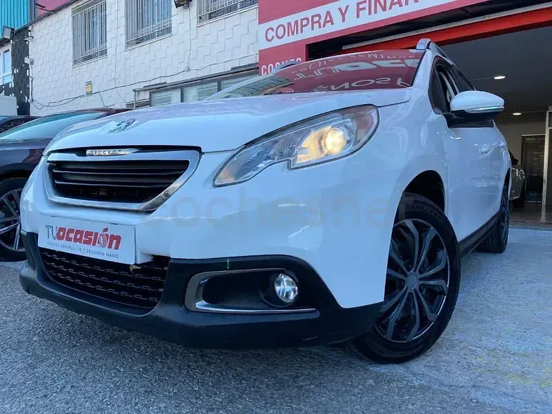 Usado Peugeot 2008 Active 92 CV (67 kW) 2013 Blanco SUV
