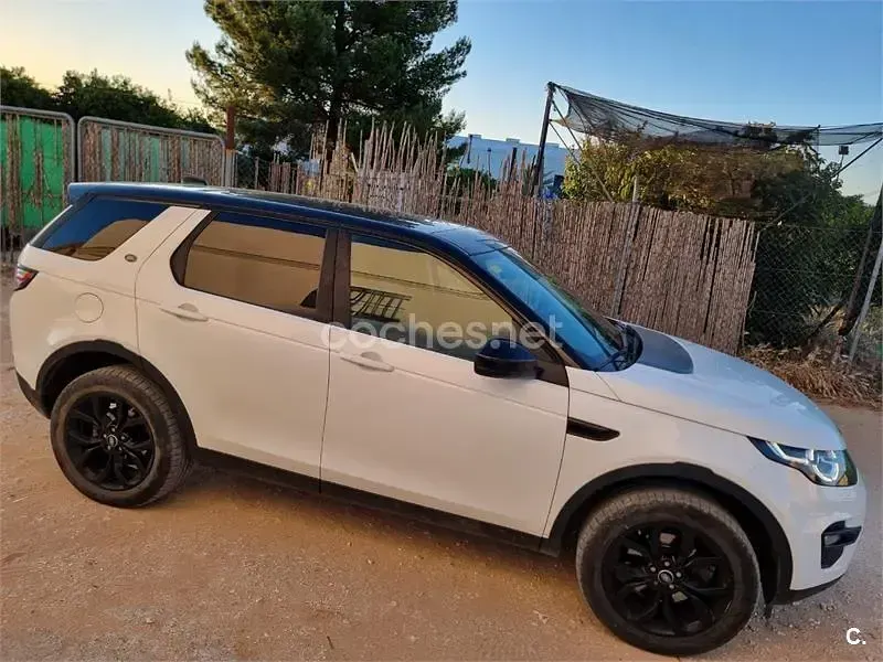 Usado Land Rover Discovery Sport SE 150 CV (110 kW) 2018 Blanco SUV