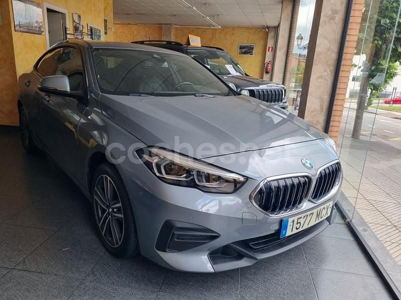 Gris / plata Usado 2023 BMW 218 Coupe | 33.800 € (Caro) - Imagen 1/4
