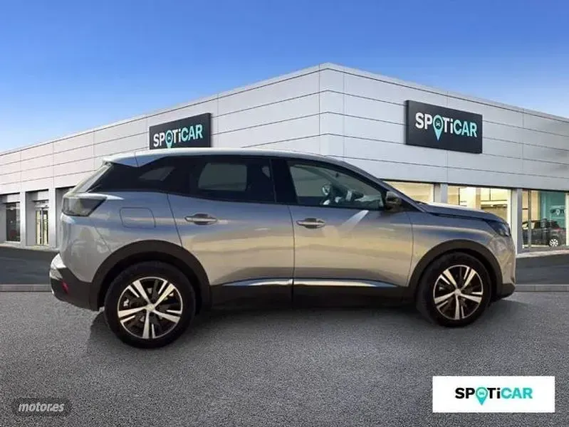 Usado Peugeot 3008 Allure 130 CV (95 kW) 2022 Gris SUV